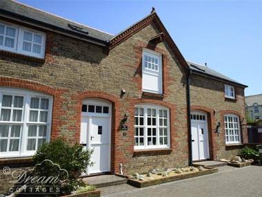 Rupert Cottage WEYMOUTH