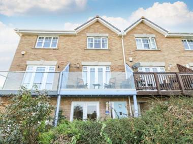 Waters Edge WEYMOUTH