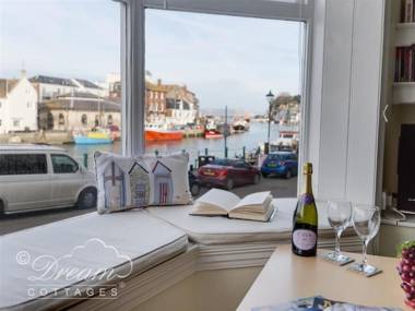 Harbour Edge WEYMOUTH