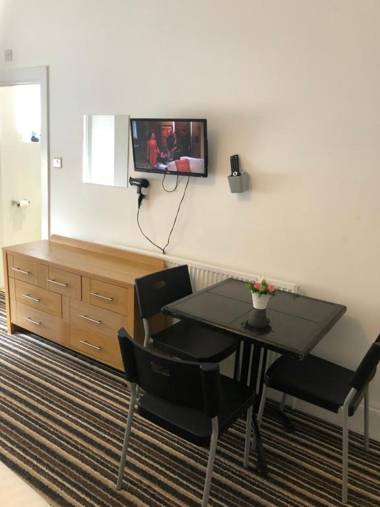 Bay & Harbour Holiday Apartments & rooms only