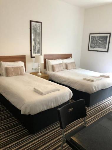 Bay & Harbour Holiday Apartments & rooms only