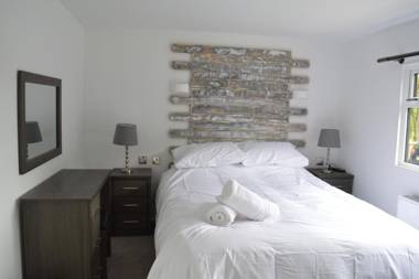 Fairwood Lakes Holiday Park