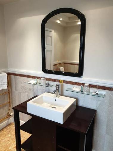 The Jephson Hotel; BW Signature Collection