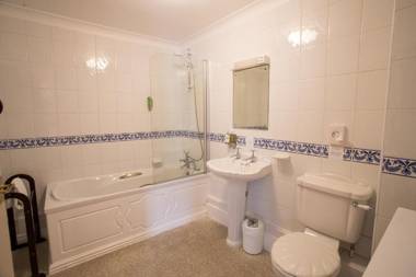 The Old Fourpenny Hotel