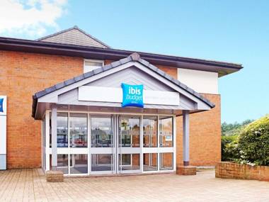 ibis Budget Warrington Lymm Services