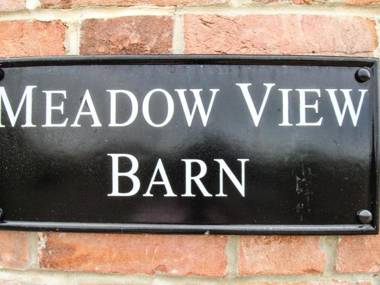 Meadow View Barn