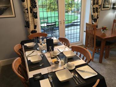 Spurwing Guest House