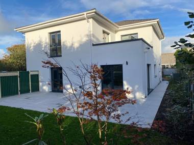 Remarkable 4-Bed House in St Minver Rock