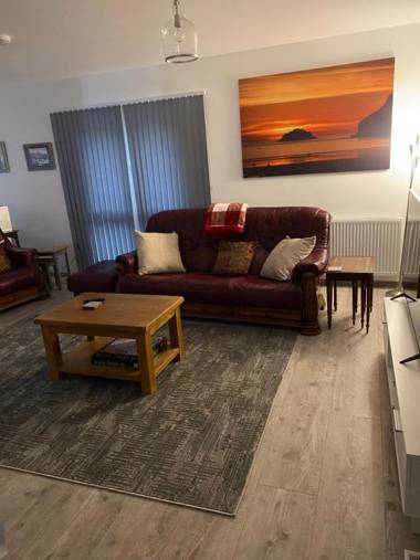 Remarkable 4-Bed House in St Minver Rock