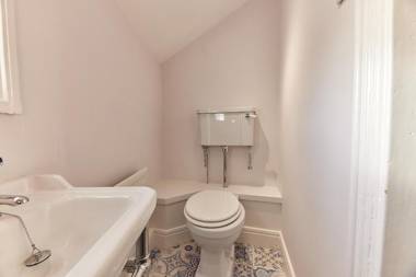 Host & Stay - Peacock House