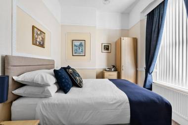 Melba House Bed & Breakfast - Adults Only