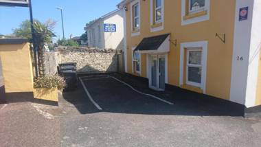 Heathcliff House B&B Exclusively for Adults