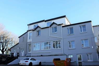 The Maycliffe Hotel by Paymán Club