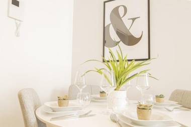 Boutique Apartments Torquay Overlooking Harbour - Near Babbacombe & Beach