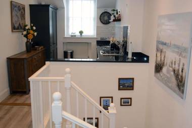 Sovereign House Luxury Apartment