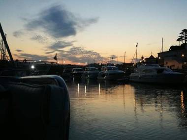 Bed on a Boat Holiday in the heart of Torquay