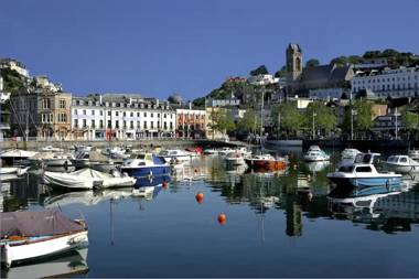 lovely Villa 1 king 1 double 4 single 1bunk bed