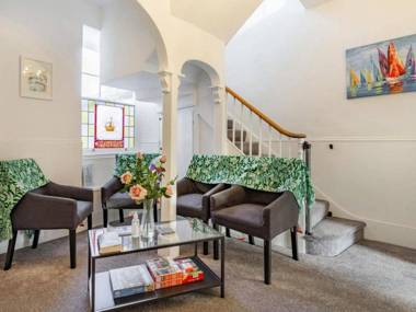 Lovely Villa 3 kings 1double sofa bed