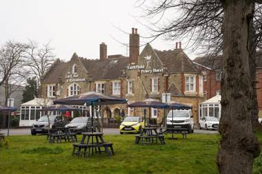 Hamlet Larkfield Priory Hotel