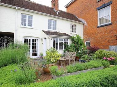 The Mews Cottage SALISBURY