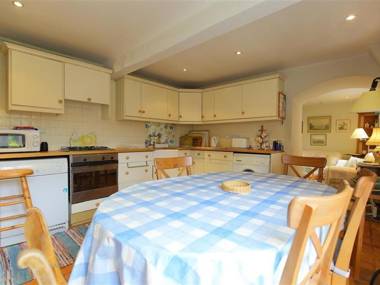 The Mews Cottage SALISBURY