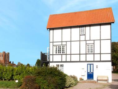 1 Bell Lodge Thorpeness