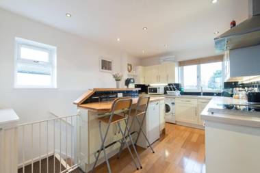 Chesterton Court Apartment