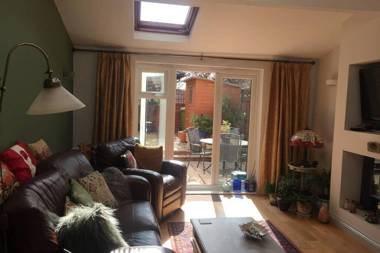 Potters Court A Hidden Gem