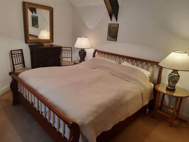 Market Place Cottage Tetbury Cotswolds Grade II Central location