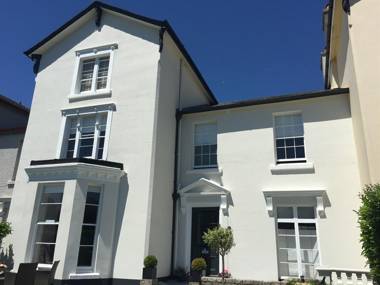 Tavistock House Hotel