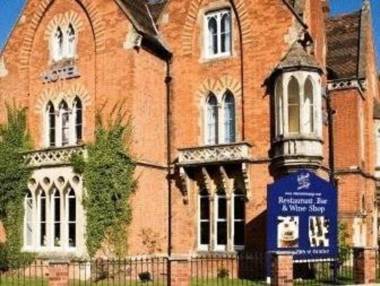 The Corner House Hotel