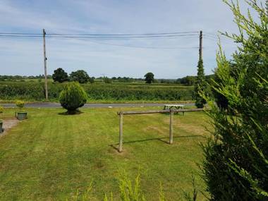 Schoolhouse Restaurant and Hotel