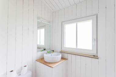 The Holford Arms Chalets and Glamping