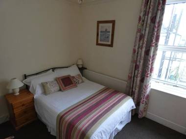 Hurst Dene Aparthotel