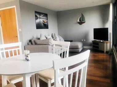 Ice House Apartments