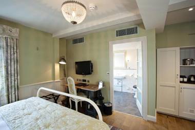 The White Swan Hotel