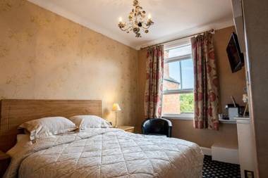 Quilt and Croissants Guest House