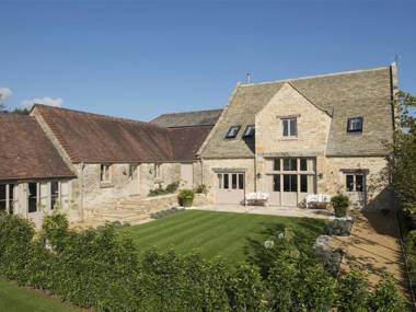Thorndale Farm Barn (12) Stable Cottage CIRENCESTER