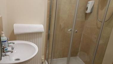 Kingswood Guest House