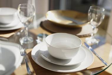 Air Host and Stay - Apartment 3 Broadhurst Court sleeps 4 minutes from town centre