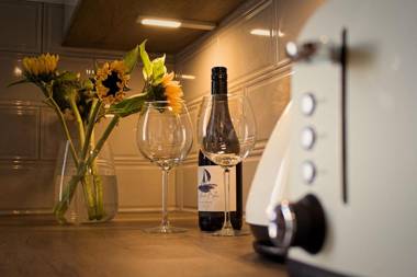 Wallace View Luxury Apartment