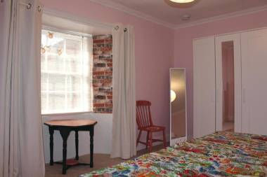 Clan Ross - 3 bed spacious Georgian home