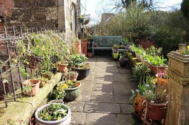 Clan Ross - 3 bed spacious Georgian home