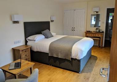 Wayford Bridge Inn Hotel