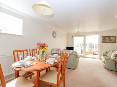 16 Heron Gardens Norwich