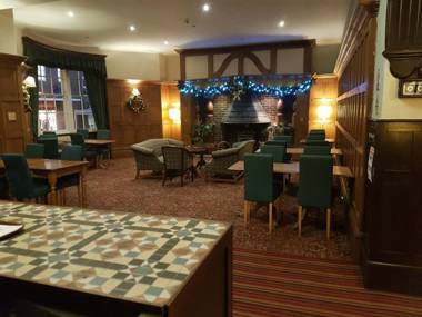 The Crown Hotel Stone