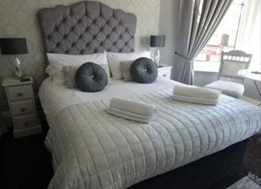 Elmswood Guest House