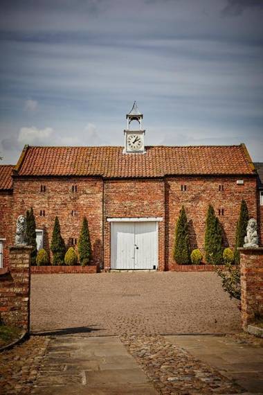 Loftsome Bridge Hotel