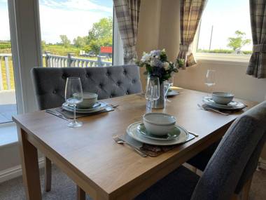 Brand new 2 bedroom luxury lodge sleeps 6