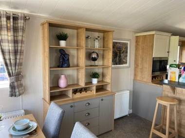 Brand new 2 bedroom luxury lodge sleeps 6